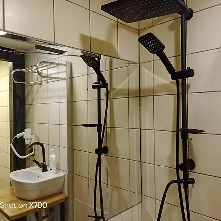 Apartament Taksim Meydana Komsu Cihangir De Genis 1+1 Stambuł
