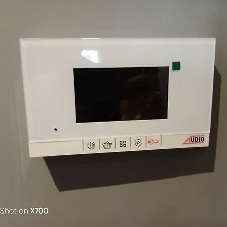 Taksim Meydana Komsu Cihangir De Genis 1+1 Apartament *